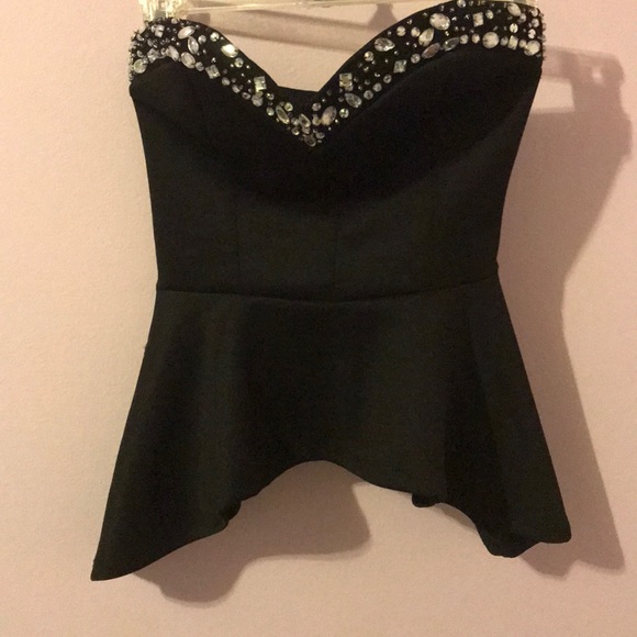 Top - Picture 3 of 4